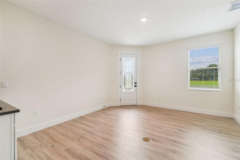 House in New Port Richey, Florida 4 bedrooms, 230.68 sq.m. № 1806985 - photo 25
