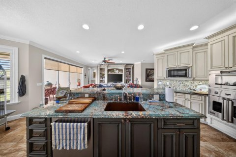 Villa ou maison à vendre à Stuart, Floride: 4 chambres, 338.72 m2 № 2146851 - photo 17