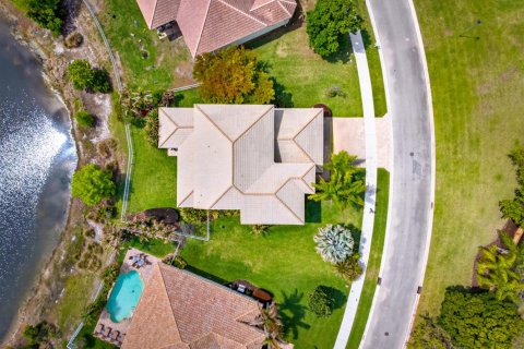 Villa ou maison à vendre à Stuart, Floride: 4 chambres, 338.72 m2 № 2146851 - photo 29
