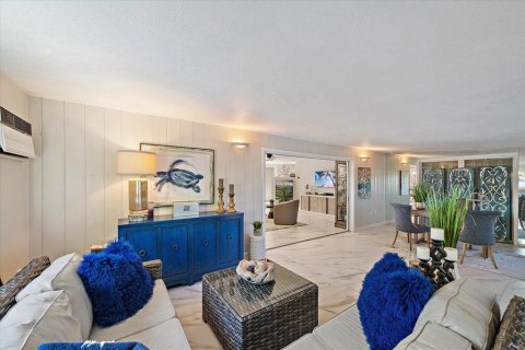 Villa ou maison à vendre à Sarasota, Floride: 2 chambres, 133.59 m2 № 2143655 - photo 21