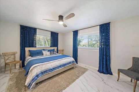 Villa ou maison à vendre à Sarasota, Floride: 2 chambres, 133.59 m2 № 2143655 - photo 27