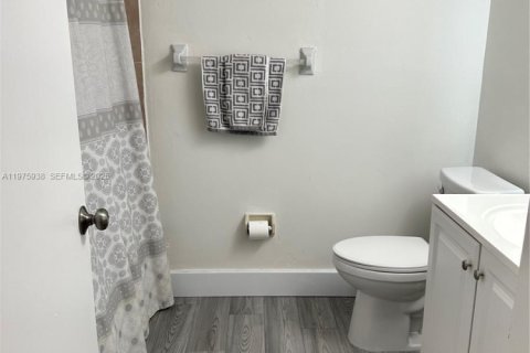 Copropriété à louer à Miami, Floride: 2 chambres, 84.54 m2 № 2040948 - photo 17