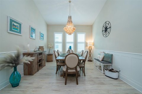 House in Jacksonville, Florida 4 bedrooms, 242.57 sq.m. № 1907725 - photo 18