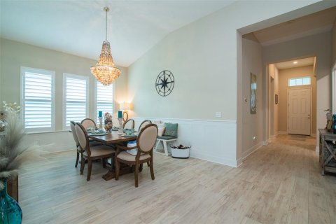 House in Jacksonville, Florida 4 bedrooms, 242.57 sq.m. № 1907725 - photo 19