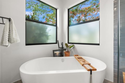 Casa en venta en Fort Lauderdale, Florida, 4 dormitorios, 263.84 m2 № 2179776 - foto 26
