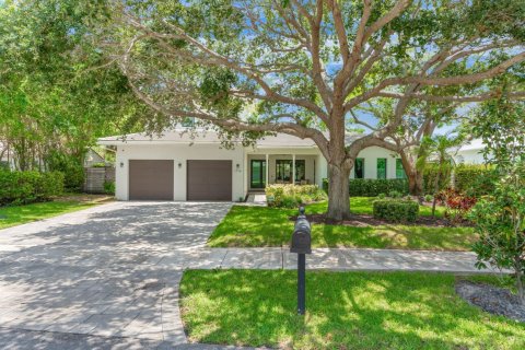 Casa en venta en Fort Lauderdale, Florida, 4 dormitorios, 263.84 m2 № 2179776 - foto 2