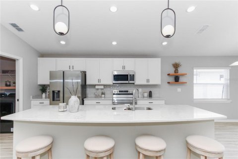 Casa en venta en Zephyrhills, Florida, 3 dormitorios, 145.58 m2 № 2218130 - foto 14
