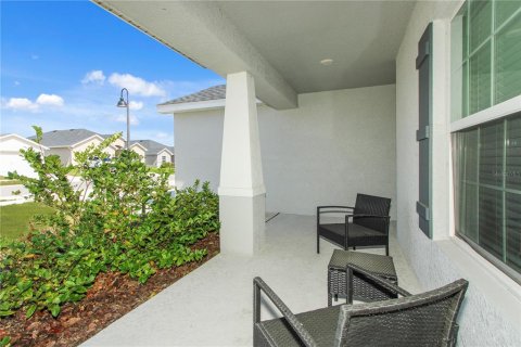 Casa en venta en Zephyrhills, Florida, 3 dormitorios, 145.58 m2 № 2218130 - foto 7