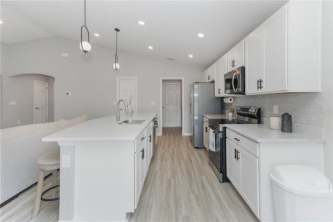 Casa en venta en Zephyrhills, Florida, 3 dormitorios, 145.58 m2 № 2218130 - foto 15