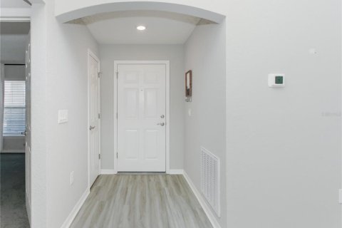 Casa en venta en Zephyrhills, Florida, 3 dormitorios, 145.58 m2 № 2218130 - foto 8