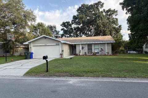 House in Lakeland, Florida 3 bedrooms, 116.78 sq.m. № 1765569 - photo 1