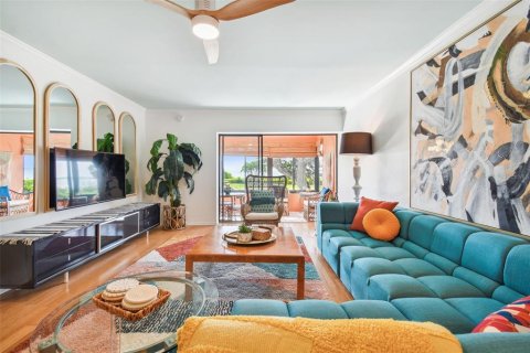 Copropriété à louer à Safety Harbor, Floride: 2 chambres, 111.2 m2 № 1306694 - photo 8