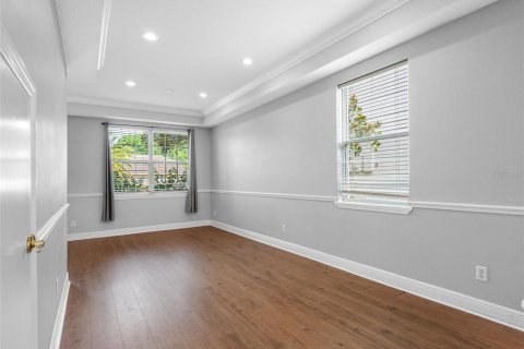 Casa en venta en Tampa, Florida, 4 dormitorios, 187.85 m2 № 1776955 - foto 9
