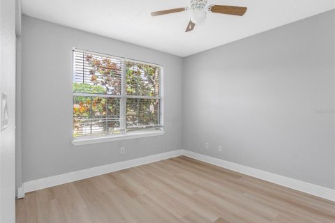 Casa en venta en Tampa, Florida, 4 dormitorios, 187.85 m2 № 1776955 - foto 26