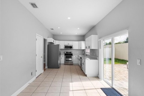 Casa en venta en Tampa, Florida, 4 dormitorios, 187.85 m2 № 1776955 - foto 15