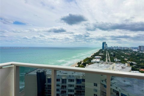 Condominio en alquiler en Hallandale Beach, Florida, 1 dormitorio, 52.95 m2 № 1966642 - foto 21