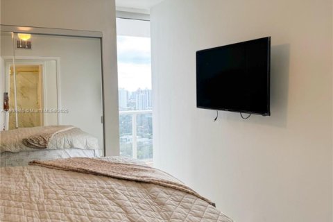 Condominio en alquiler en Hallandale Beach, Florida, 1 dormitorio, 52.95 m2 № 1966642 - foto 18