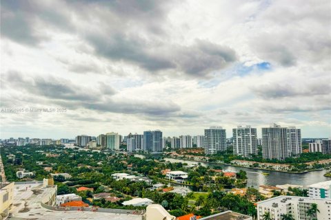 Condominio en alquiler en Hallandale Beach, Florida, 1 dormitorio, 52.95 m2 № 1966642 - foto 20