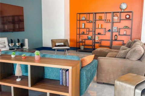 Condominio en alquiler en Hallandale Beach, Florida, 1 dormitorio, 52.95 m2 № 1966642 - foto 26