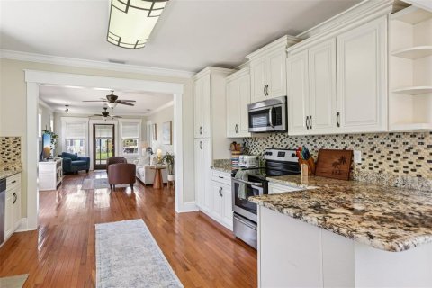 Villa ou maison à vendre à Tampa, Floride: 2 chambres, 118.54 m2 № 1866494 - photo 19