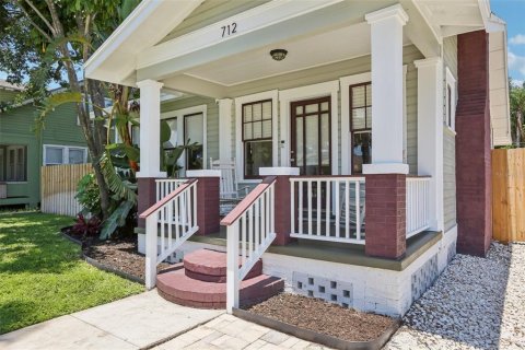 Villa ou maison à vendre à Tampa, Floride: 2 chambres, 118.54 m2 № 1866494 - photo 4