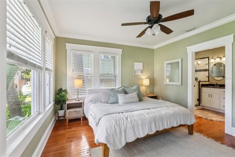 Villa ou maison à vendre à Tampa, Floride: 2 chambres, 118.54 m2 № 1866494 - photo 20