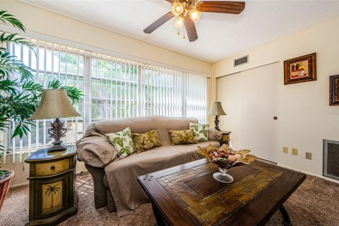 Condo in Clearwater, Florida, 4 bedrooms  № 1584449 - photo 14