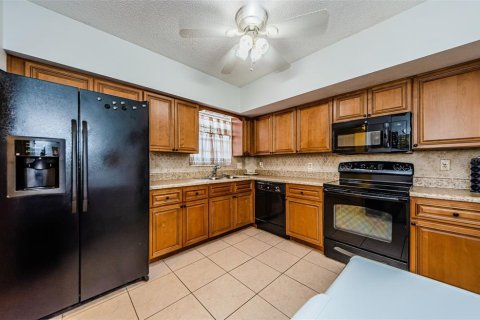 Condo in Clearwater, Florida, 4 bedrooms  № 1584449 - photo 17