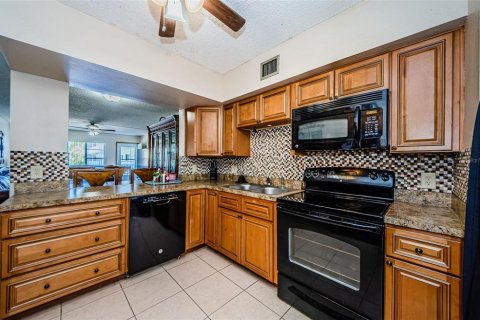 Condo in Clearwater, Florida, 4 bedrooms  № 1584449 - photo 26
