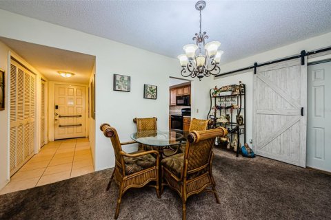 Condo in Clearwater, Florida, 4 bedrooms  № 1584449 - photo 8