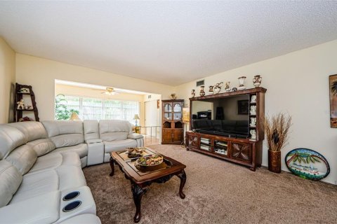Condo in Clearwater, Florida, 4 bedrooms  № 1584449 - photo 10