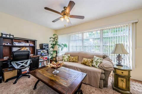 Condo in Clearwater, Florida, 4 bedrooms  № 1584449 - photo 12
