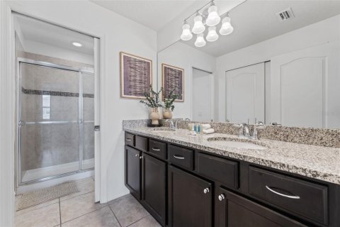 Touwnhouse à vendre à Kissimmee, Floride: 5 chambres, 210.42 m2 № 2233399 - photo 26