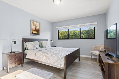 Купить кондоминиум в Тамарак, Флорида 2 спальни, 76.83м2, № 2046594 - фото 10