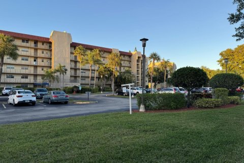 Condo in Lake Worth, Florida, 2 bedrooms  № 1864257 - photo 4