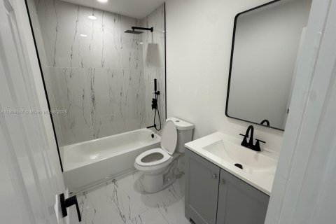 Casa en venta en Miami, Florida, 3 dormitorios, 121.05 m2 № 1967890 - foto 8