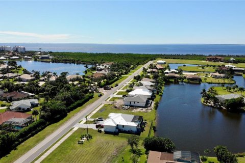 Land in Punta Gorda, Florida № 2115914 - photo 7