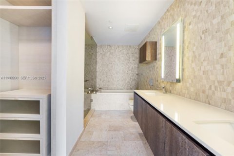 Снять в аренду кондоминиум в Майами, Флорида 1 спальня, 82.03м2, № 1991671 - фото 9