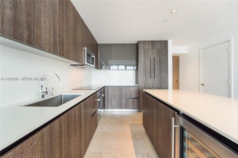 Снять в аренду кондоминиум в Майами, Флорида 1 спальня, 82.03м2, № 1991671 - фото 5