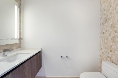 Снять в аренду кондоминиум в Майами, Флорида 1 спальня, 82.03м2, № 1991671 - фото 12