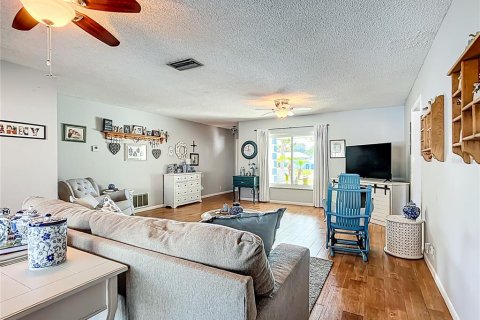 Villa ou maison à vendre à Lake Wales, Floride: 2 chambres, 160.44 m2 № 1880895 - photo 10