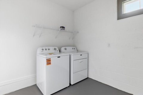 Immobilier commercial à vendre à Ocala, Floride: 4 chambres, 192.12 m2 № 2422730 - photo 27