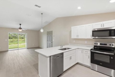 Immobilier commercial à vendre à Ocala, Floride: 4 chambres, 192.12 m2 № 2422730 - photo 10