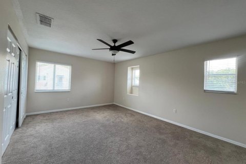 House in Orlando, Florida 4 bedrooms, 320.23 sq.m. № 1758372 - photo 28