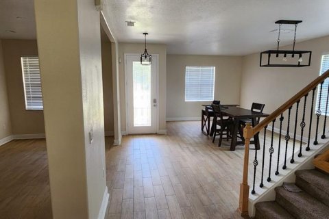 House in Orlando, Florida 4 bedrooms, 320.23 sq.m. № 1758372 - photo 15