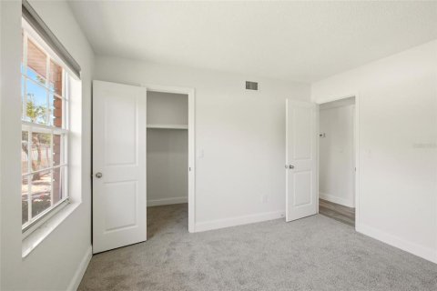 Condo in Punta Gorda, Florida, 3 bedrooms  № 2201273 - photo 25