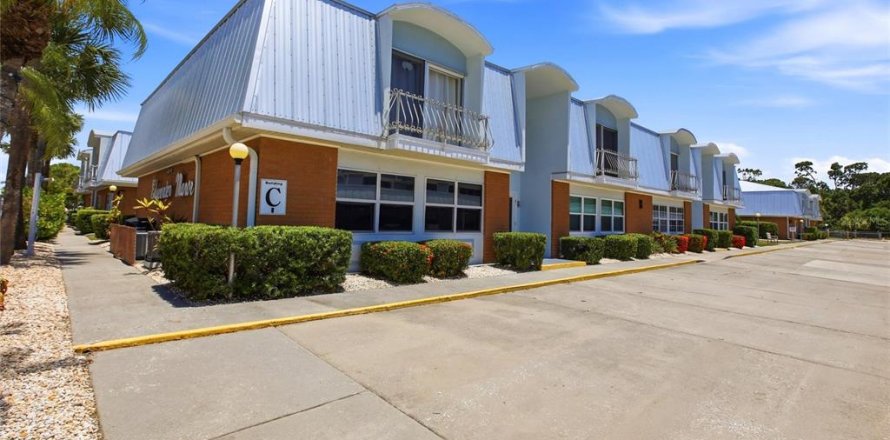 Condo in Punta Gorda, Florida, 3 bedrooms  № 2201273