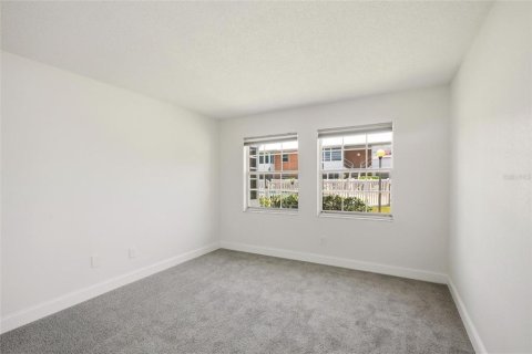 Condo in Punta Gorda, Florida, 3 bedrooms  № 2201273 - photo 14