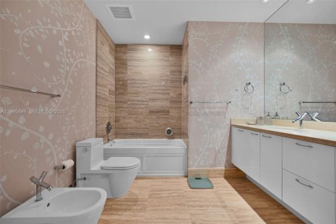 Copropriété à louer à Sunny Isles Beach, Floride: 2 chambres, 133.31 m2 № 2153926 - photo 21