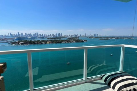 Copropriété à vendre à Miami Beach, Floride: 1 chambre, 114.64 m2 № 1860326 - photo 2